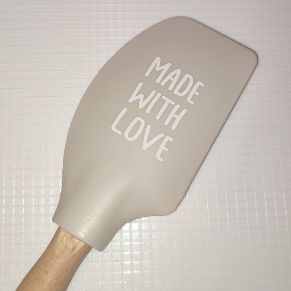 Made with Love Spatula Kitchen Farmhouse High Quality Cottagecore Granny Chic - Picture 1 of 9